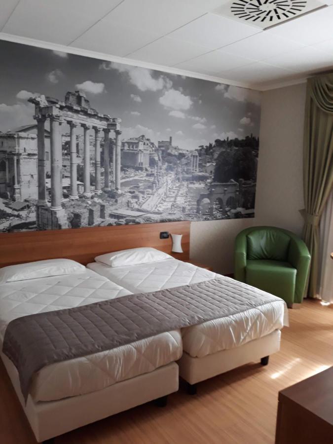 Ele Green Park Hotel Pamphili Roma Esterno foto